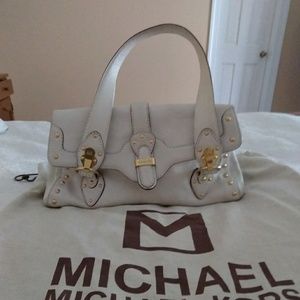 Michael Kors lether hand bag